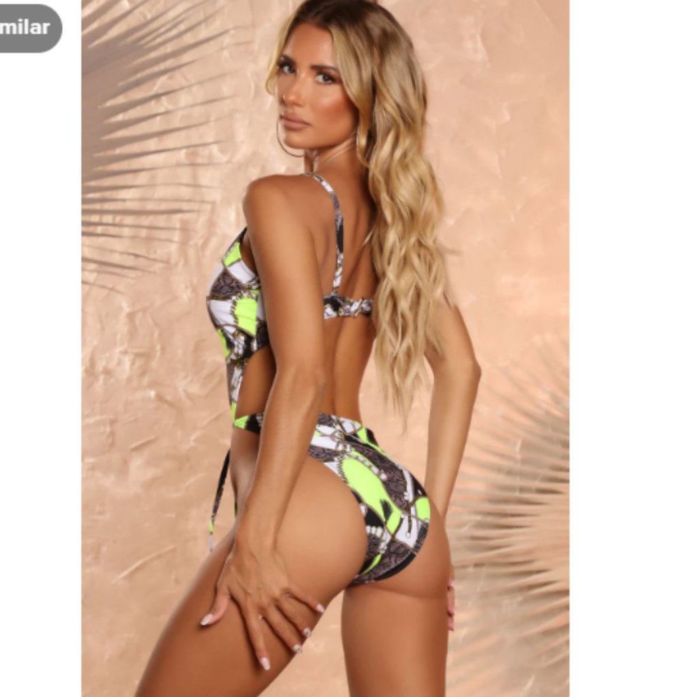 Fashion Nova one piece swimsuit Size large